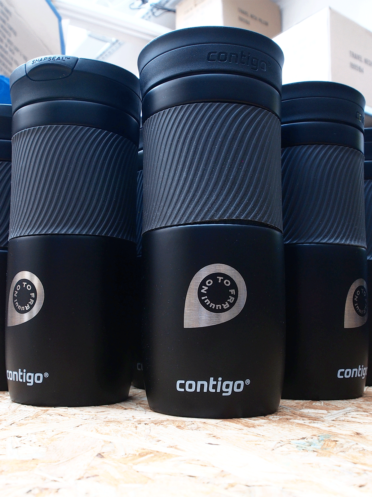 https://coffee-mugs.eu/data/include/cms/Contigo-byron/Kubek-Byron-znakowanie.png?v=1670418841204